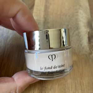 Cle de peau The Foundation